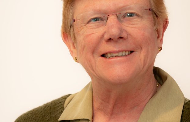 Bestuurslid Anneke van Hoeijen